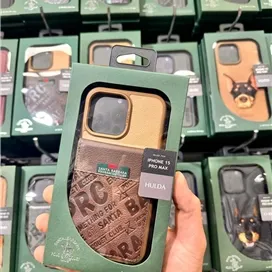 قاب چرمی جاکارتی برند پولو مناسب برای iPhone 15 Pro Max مدل Santa Barbara Polo Hulda