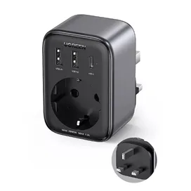 شارژر دیواری 30 وات با دو پورت USB-A و یک پورت USB-C و یک درگاه سه شاخ یوگرین مدل CD314