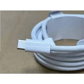 کابل شارژ 2 متری 240 وات USB-C به USB-C اپل مدل MU2G3FE