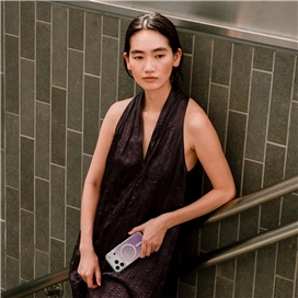 قاب دخترانه برند یونیک UNIQ مدل Coehl LYRA مناسب برای Apple iPhone 17 Pro Max